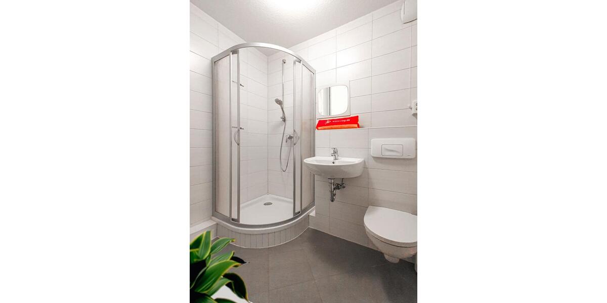 Etagenwohnung Zwickau Auerbach - 1 Zimmer, 37 m&sup2;, 215&euro; | Angebot:25942268