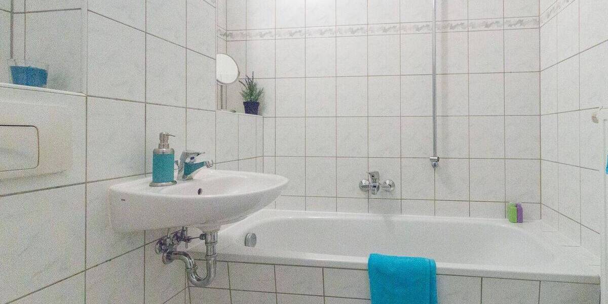 Etagenwohnung Aue - 3 Zimmer, 57 m&sup2;, 346&euro; | Angebot:26695132