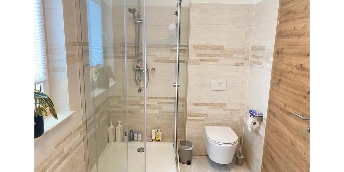 Etagenwohnung Zwickau Auerbach - 4 Zimmer, 97 m&sup2;, 974&euro; | Angebot:26567258