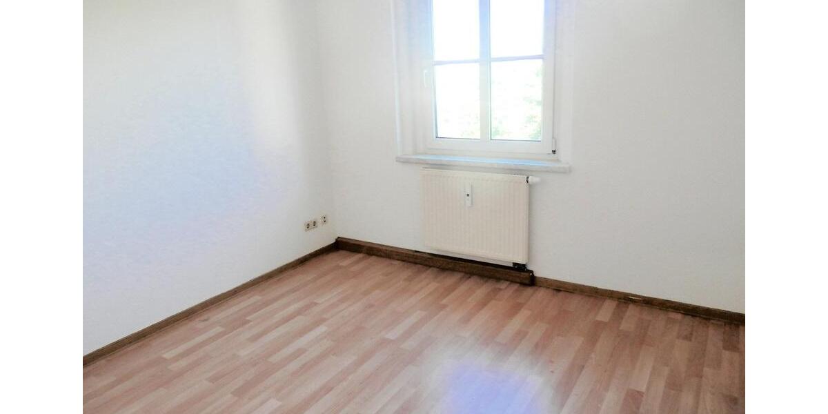 Etagenwohnung Werdau - 2 Zimmer, 42 m&sup2;, 255&euro; | Angebot:22235482