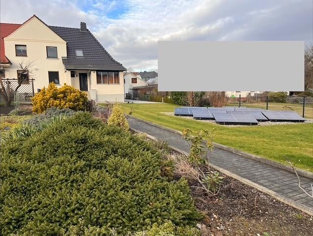 Doppelhaushälfte Zwickau - 3 Zimmer, 95 m&sup2;, 1.450&euro; | Angebot:25395037