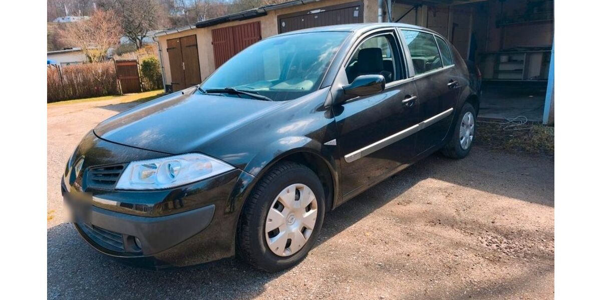 Renault Megane 83.000 km 3.699 &euro; Zwickau 08060