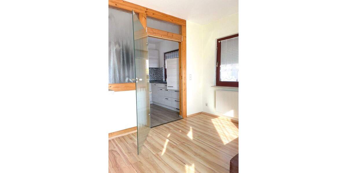 Einfamilienhaus Meerane - 5 Zimmer, 114 m&sup2;, 299.000&euro; | Angebot:25666436