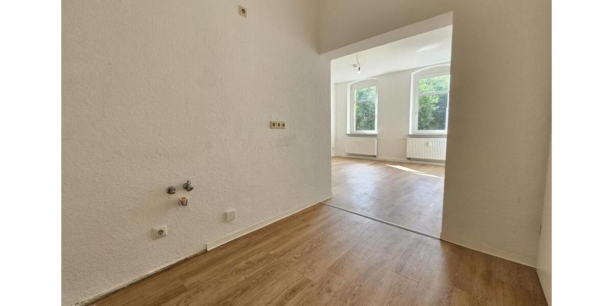 Etagenwohnung Zwickau Zwickau-West - 2 Zimmer, 43 m&sup2;, 258&euro; | Angebot:25869649
