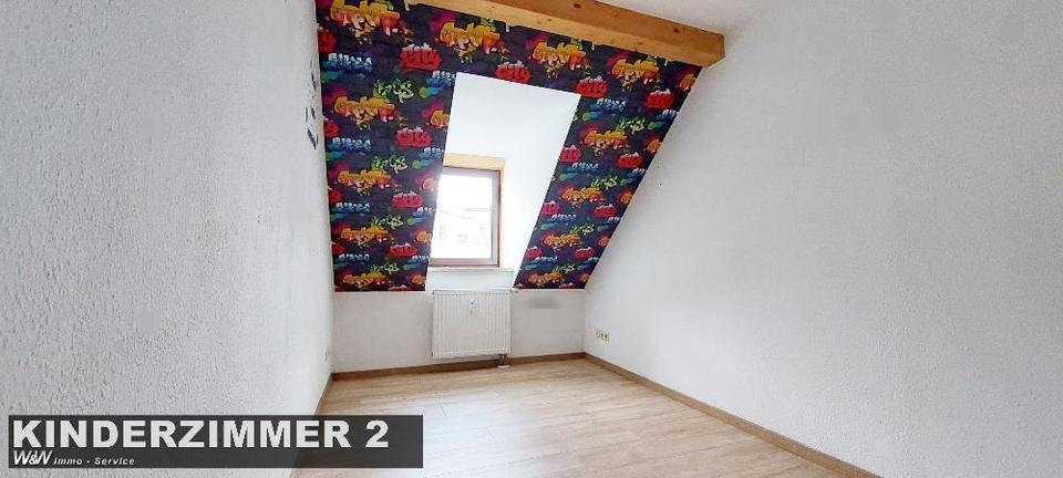 Dachgeschoßwohnung Zwickau - 4 Zimmer, 95 m&sup2;, 620&euro; | Angebot:25366588