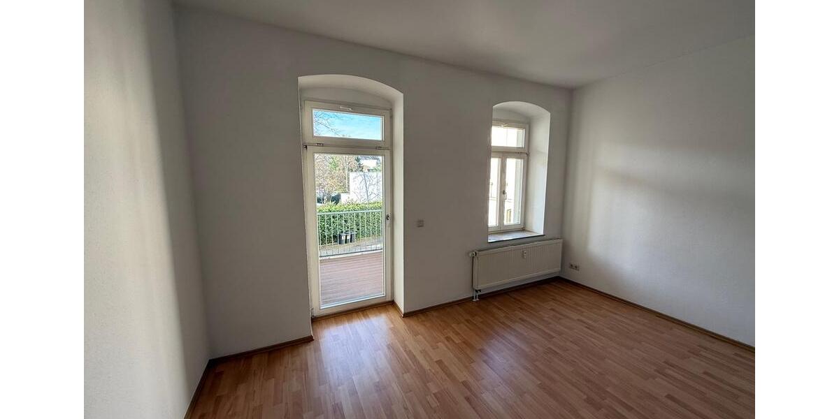 Etagenwohnung Zwickau - 5 Zimmer, 118 m&sup2;, 699&euro; | Angebot:25756475
