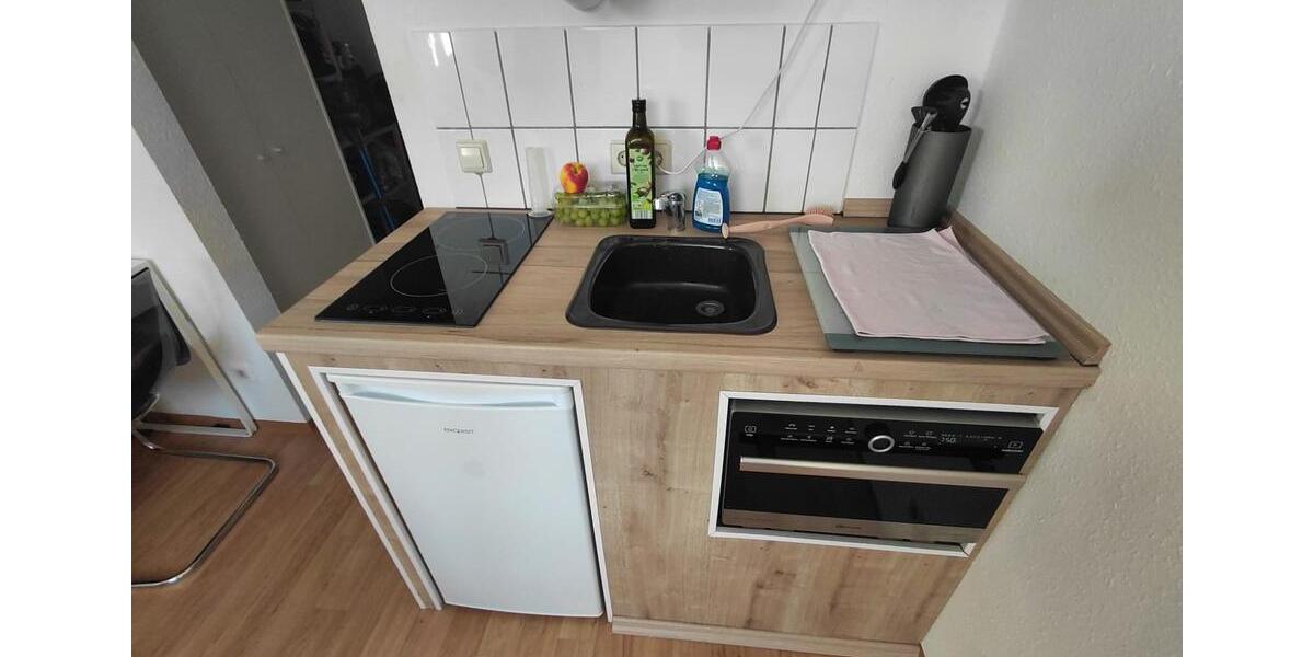 Dachgeschoßwohnung Zwickau - 1 Zimmer, 18 m&sup2;, 165&euro; | Angebot:25308479