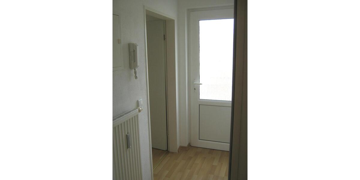 Dachgeschoßwohnung Limbach-Oberfrohna Oberfrohna - 1 Zimmer, 40 m&sup2;, 250&euro; | Angebot:24689805