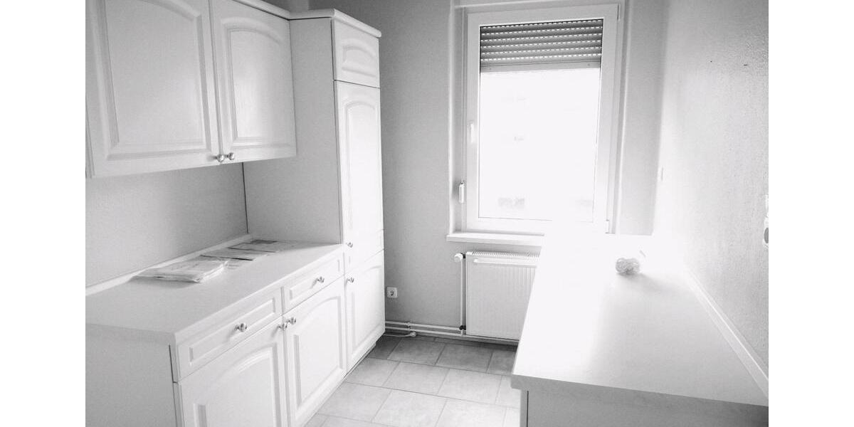 Etagenwohnung Zwickau Neuplanitz - 5 Zimmer, 100 m&sup2;, 650&euro; | Angebot:26293191