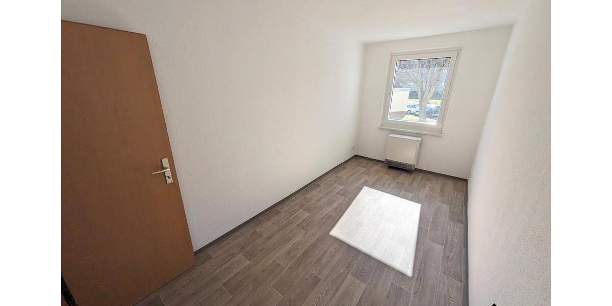 Etagenwohnung Limbach-Oberfrohna Oberfrohna - 3 Zimmer, 60 m&sup2;, 375&euro; | Angebot:25945667