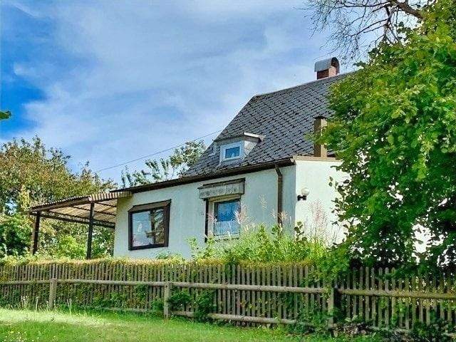 Einfamilienhaus Netzschkau - 3 Zimmer, 78 m&sup2;, 90.000&euro; | Angebot:25662110