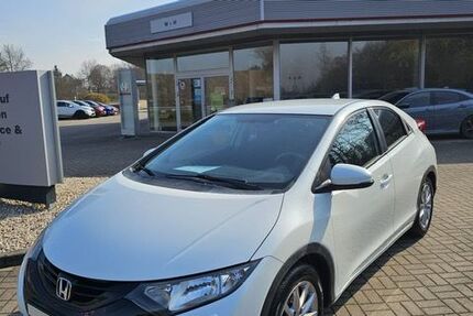 Honda Civic 96.480 km 8.888 &euro; Ronneburg 07580