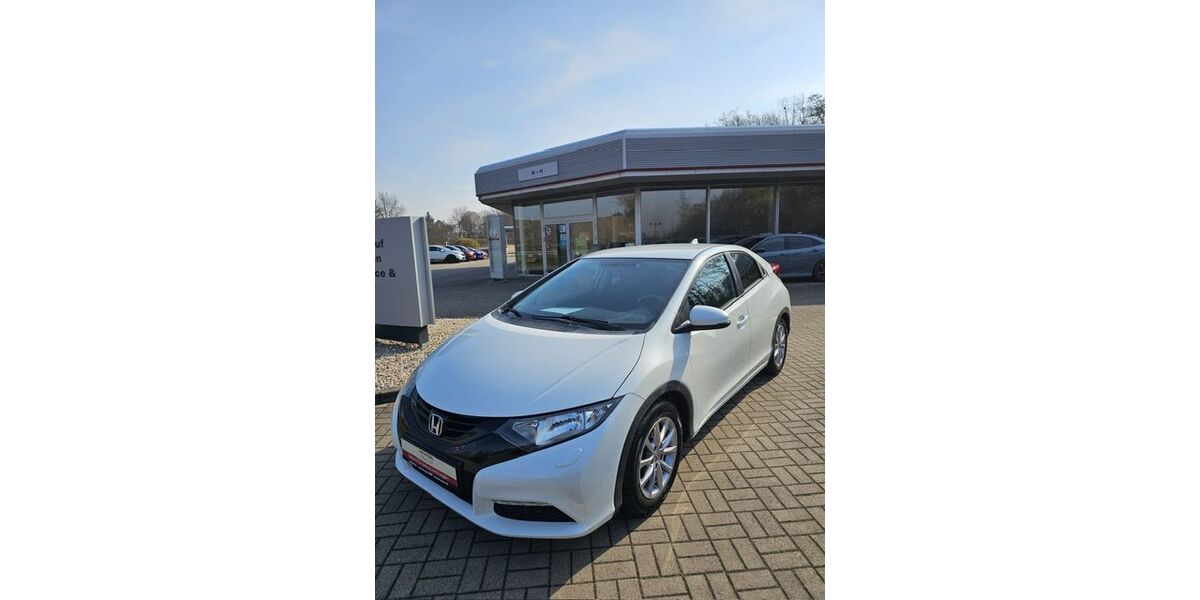 Honda Civic 96.480 km 8.888 &euro; Ronneburg 07580