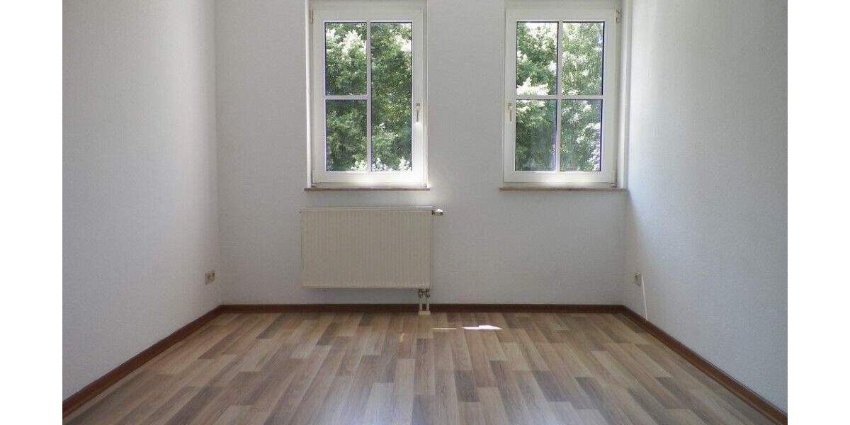 Etagenwohnung Zwickau Pölbitz - 2 Zimmer, 42 m&sup2;, 280&euro; | Angebot:25670173