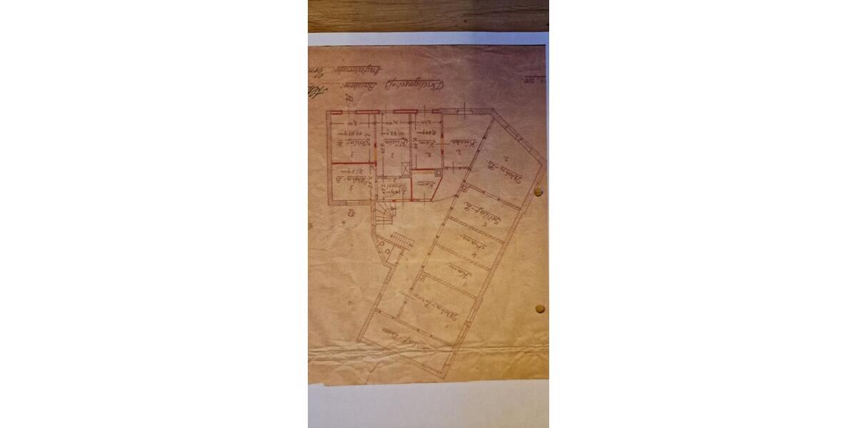 Mehrfamilienhaus, Wohnhaus Aue-Bad Schlema Bad Schlema - 15 Zimmer, 450 m&sup2;, 75.000&euro; | Angebot:25363051