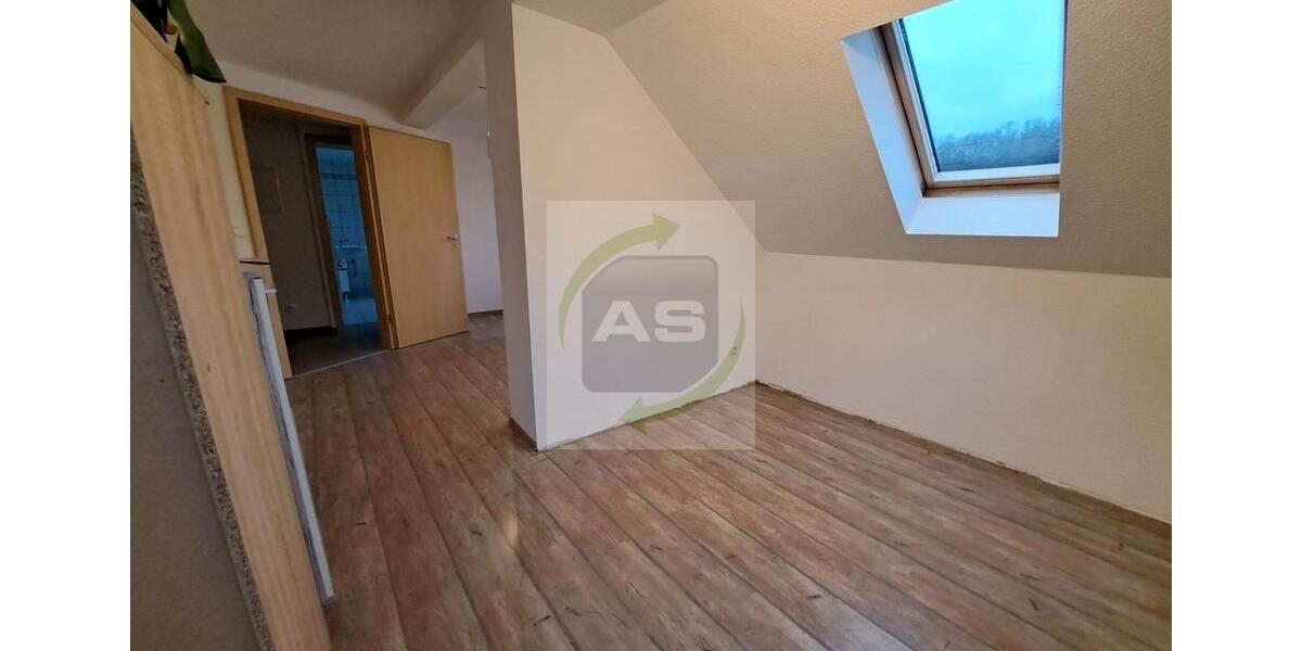 Dachgeschoßwohnung Reinsdorf - 2 Zimmer, 48 m&sup2;, 309&euro; | Angebot:24926321