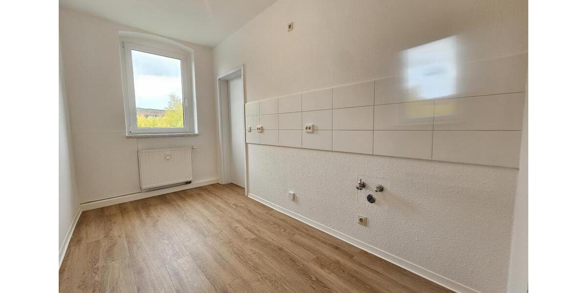Etagenwohnung Aue-Bad Schlema Bad Schlema - 2 Zimmer, 64 m&sup2;, 352&euro; | Angebot:23629217