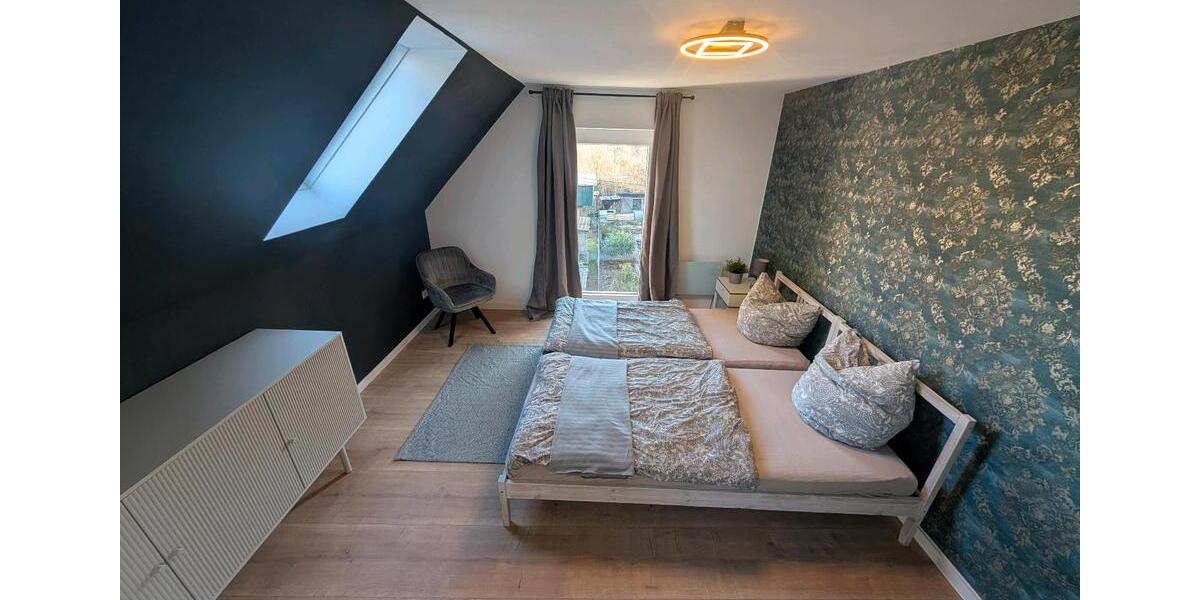 Einfamilienhaus Glauchau - 4 Zimmer, 101 m&sup2;, 215.000&euro; | Angebot:25856259