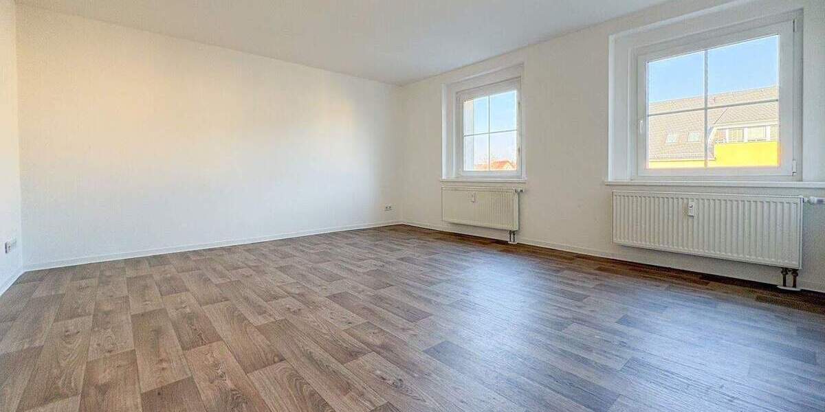 Etagenwohnung Zwickau Pölbitz - 2 Zimmer, 57 m&sup2;, 349&euro; | Angebot:25800681