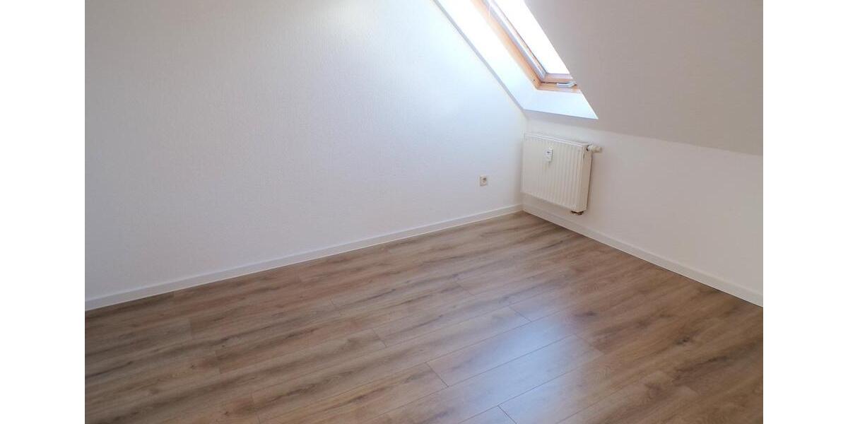 Etagenwohnung Werdau - 2 Zimmer, 50 m&sup2;, 280&euro; | Angebot:24391308