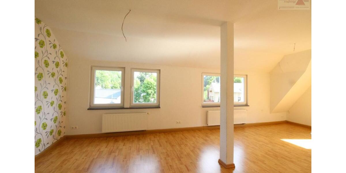 Dachgeschoßwohnung Schwarzenberg/Erzgebirge Erzgebirge - 3.5 Zimmer, 98 m&sup2;, 780&euro; | Angebot:24810869