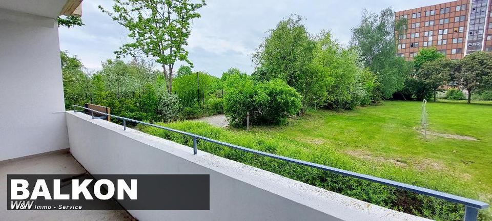 Erdgeschoßwohnung Zwickau Neuplanitz - 4 Zimmer, 71 m&sup2;, 385&euro; | Angebot:25363732