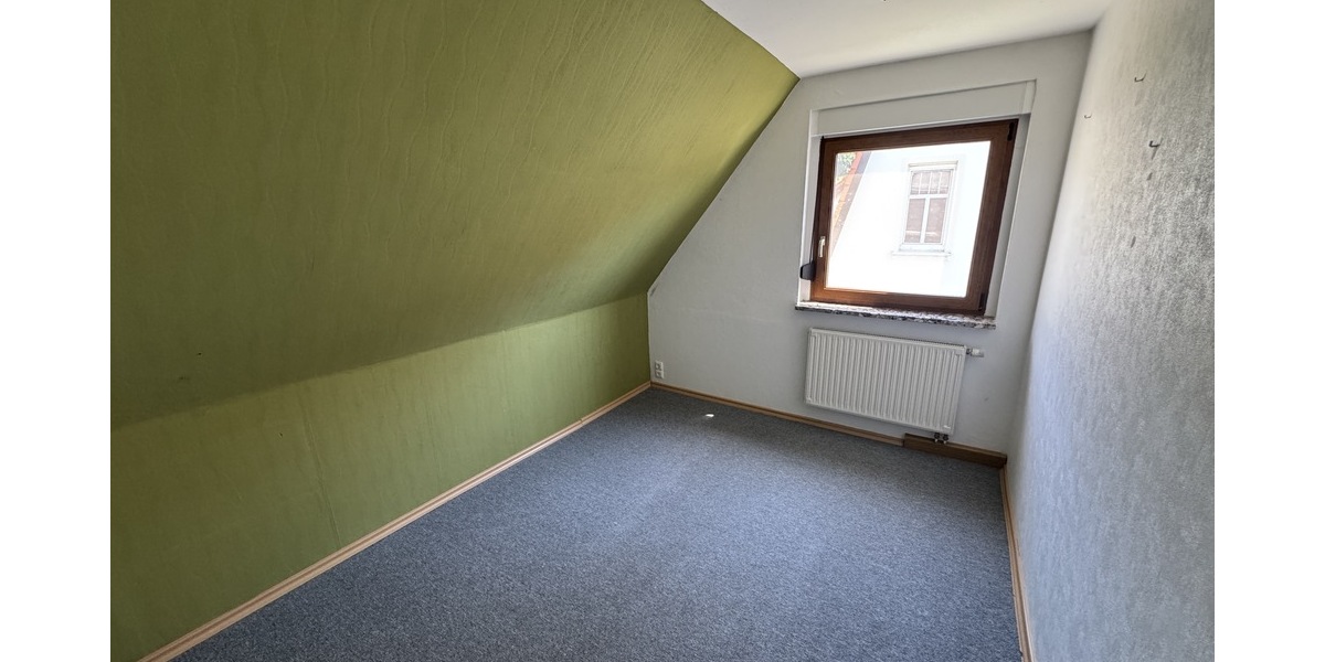 Großzügiges Einfamilienhaus mit Sauna, Sonnenterrasse und drei Garagen in Berga-Wünschendorf. - Einfamilienhaus Berga-Wünschendorf Wünschendorf | Angebot:27266296