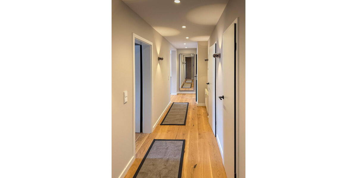 Etagenwohnung Zwickau Pölbitz - 3 Zimmer, 90 m&sup2;, 900&euro; | Angebot:25969722