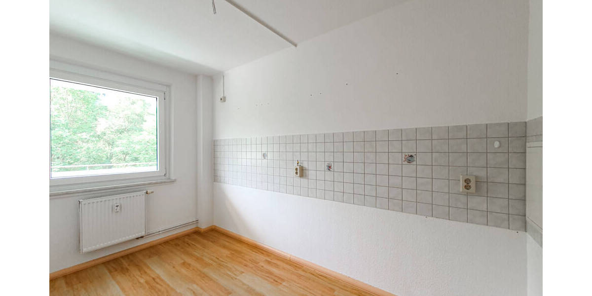 Etagenwohnung Zwickau Eckersbach - 3 Zimmer, 71 m&sup2;, 426&euro; | Angebot:25668559