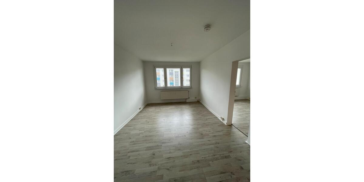 Dachgeschoßwohnung Limbach-Oberfrohna Oberfrohna - 2 Zimmer, 47 m&sup2;, 25.000&euro; | Angebot:25979439