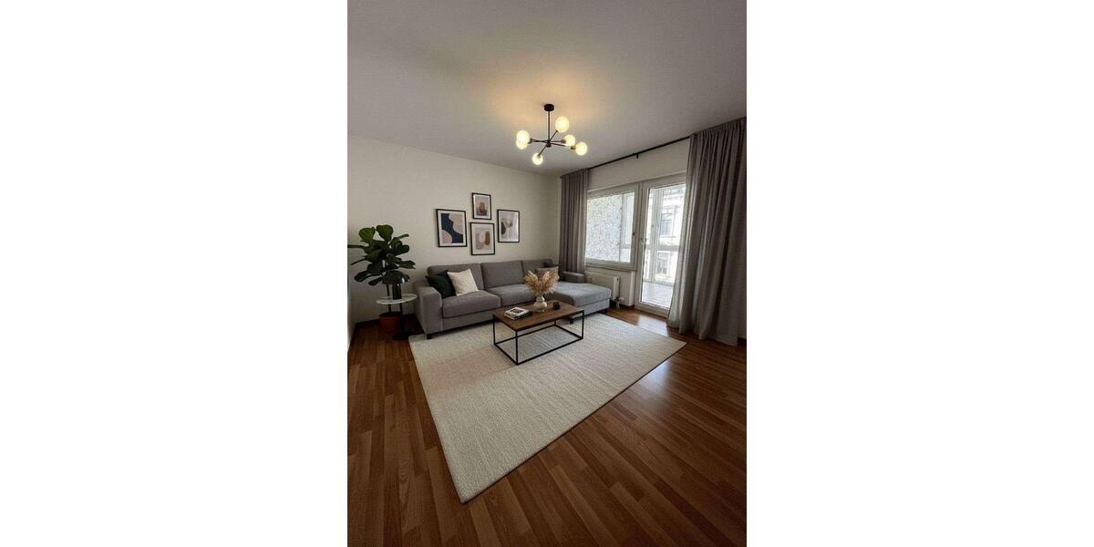 Etagenwohnung Zwickau - 2 Zimmer, 76 m&sup2;, 497&euro; | Angebot:24687808