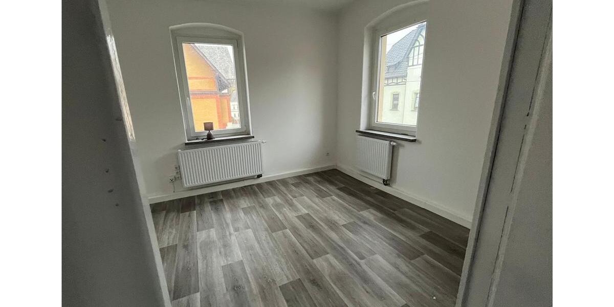 Etagenwohnung Gersdorf - 2 Zimmer, 65 m&sup2;, 450&euro; | Angebot:25718593