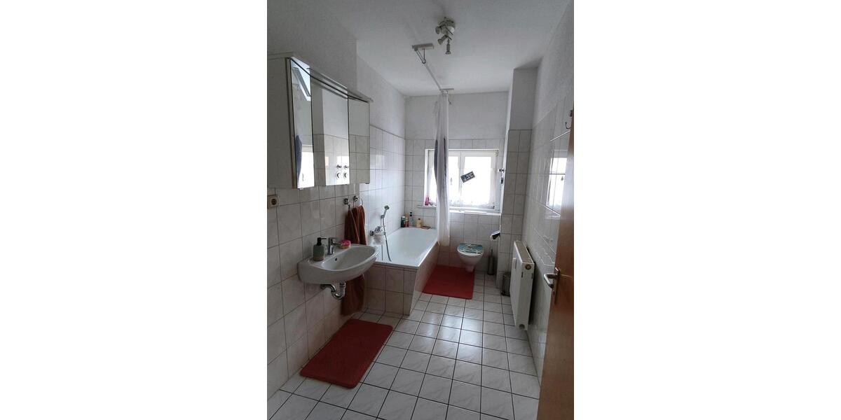 Etagenwohnung Hohenstein-Ernstthal Ernstthal - 4 Zimmer, 96 m&sup2;, 576&euro; | Angebot:25165034