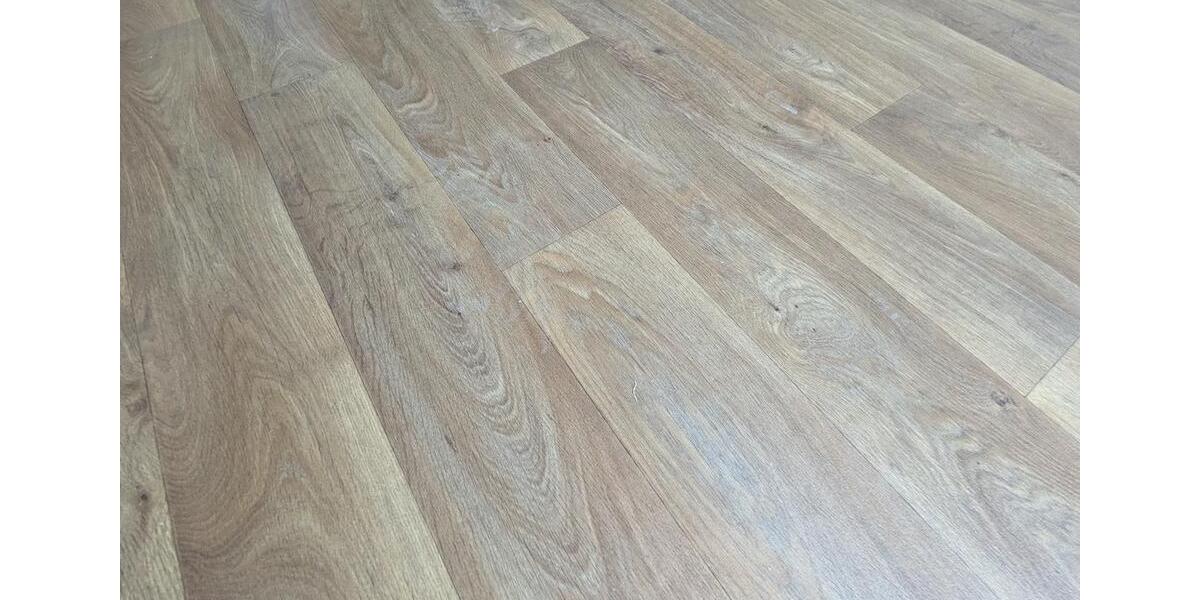 Etagenwohnung Limbach-Oberfrohna Oberfrohna - 2 Zimmer, 51 m&sup2;, 327&euro; | Angebot:25945633