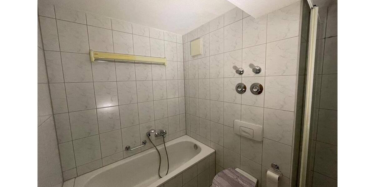 Etagenwohnung Limbach-Oberfrohna Oberfrohna - 2 Zimmer, 59 m&sup2;, 320&euro; | Angebot:25340955