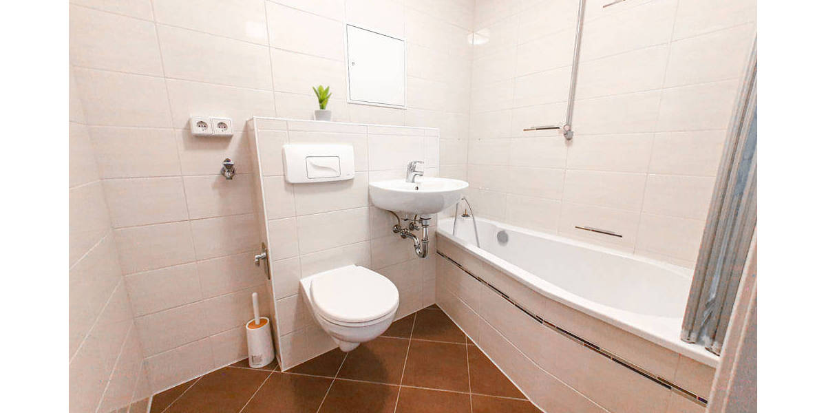 Etagenwohnung Zwickau Eckersbach - 3 Zimmer, 69 m&sup2;, 414&euro; | Angebot:25983367