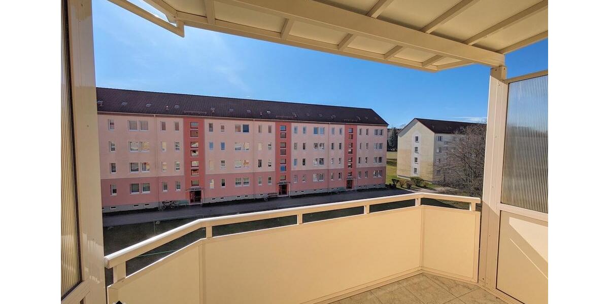 Etagenwohnung Limbach-Oberfrohna Oberfrohna - 2 Zimmer, 49 m&sup2;, 331&euro; | Angebot:25945663