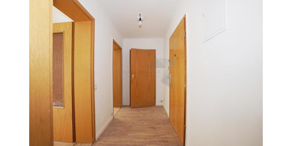 Etagenwohnung Zwickau - 3 Zimmer, 67 m&sup2;, 449&euro; | Angebot:25569436