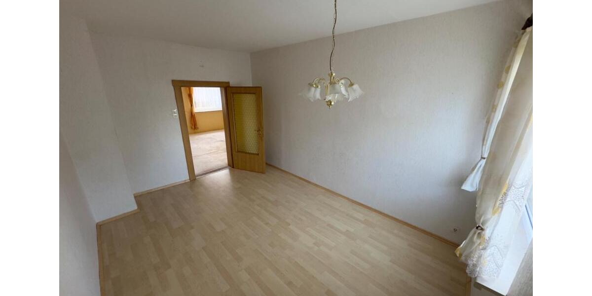 Reihenhaus Aue-Bad Schlema Bad Schlema - 10 Zimmer, 157 m&sup2;, 90.000&euro; | Angebot:16651492