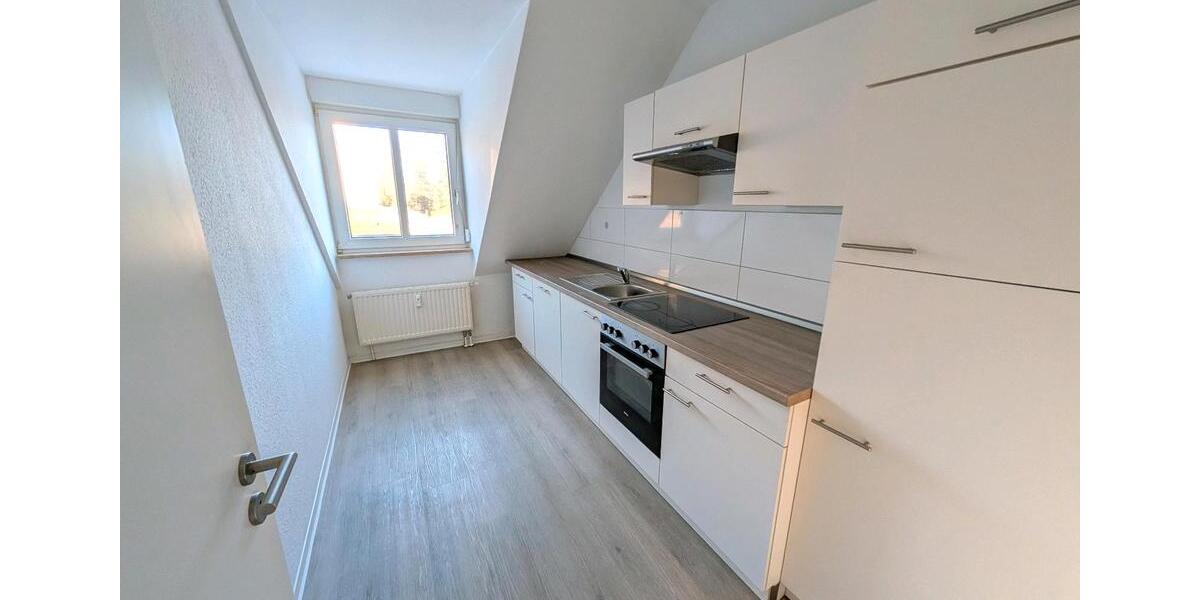 Dachgeschoßwohnung Thalheim/Erzgebirge Erzgebirge - 3 Zimmer, 92 m&sup2;, 530&euro; | Angebot:26657900