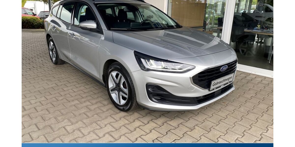 Ford Focus 51.682 km 16.880 &euro; Glauchau 08371