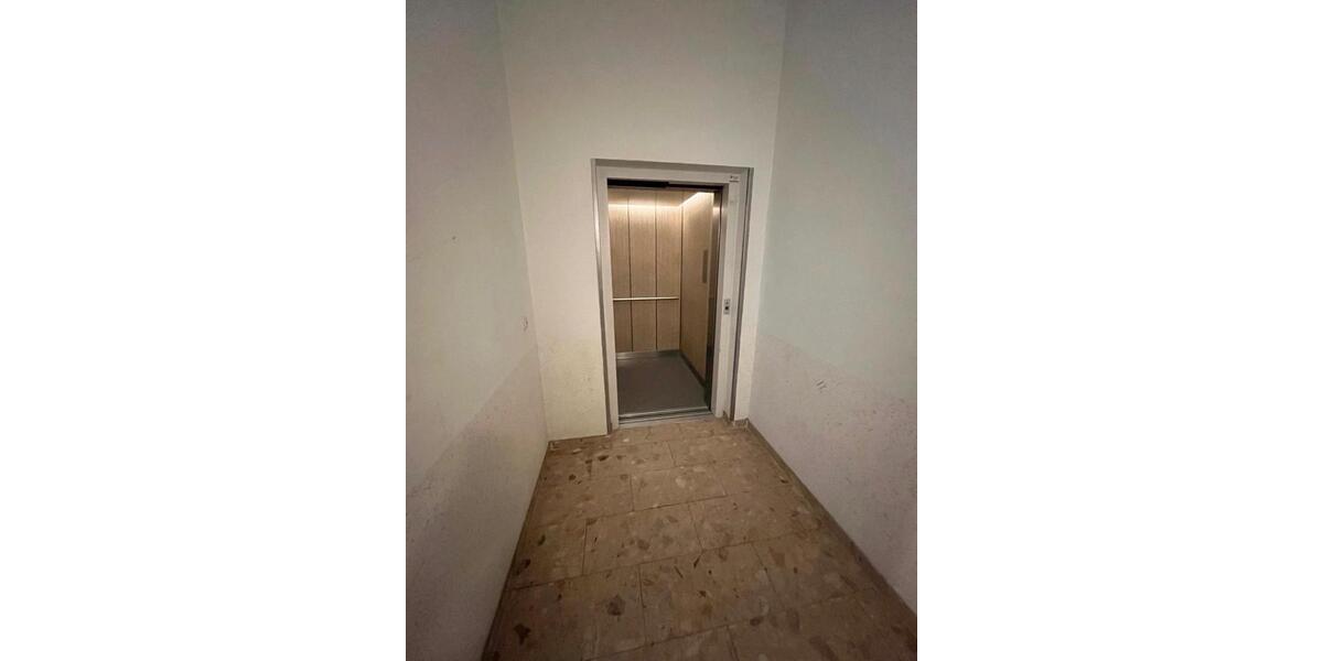 Etagenwohnung Zwickau Zwickau-Nord - 1 Zimmer, 33 m&sup2;, 450&euro; | Angebot:26150210
