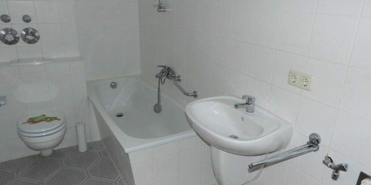 Etagenwohnung Neumark Schönbach - 2 Zimmer, 275&euro; | Angebot:25730694