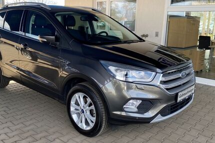 Ford Kuga 88.546 km 14.880 &euro; Glauchau 08371