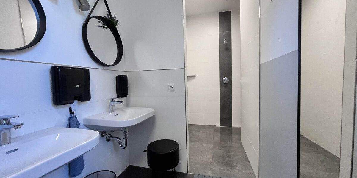 Mehrfamilienhaus, Wohnhaus Zwickau / Schedewitz Schedewitz - 9 Zimmer, 1 m&sup2;, 375.000&euro; | Angebot:25688194