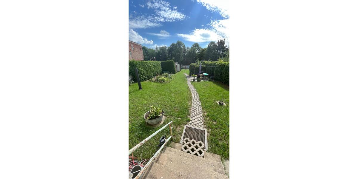 Hochparterre Werdau - 1 Zimmer, 45 m&sup2;, 250&euro; | Angebot:24295603