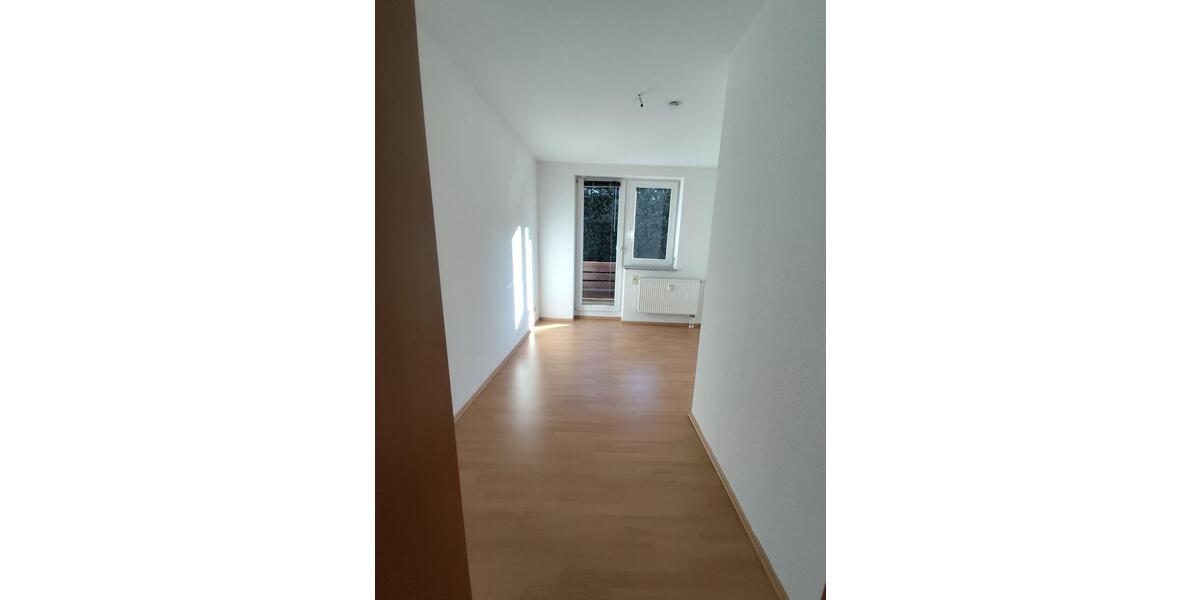 Etagenwohnung Aue-Bad Schlema Bad Schlema - 3 Zimmer, 87 m&sup2;, 522&euro; | Angebot:24810860