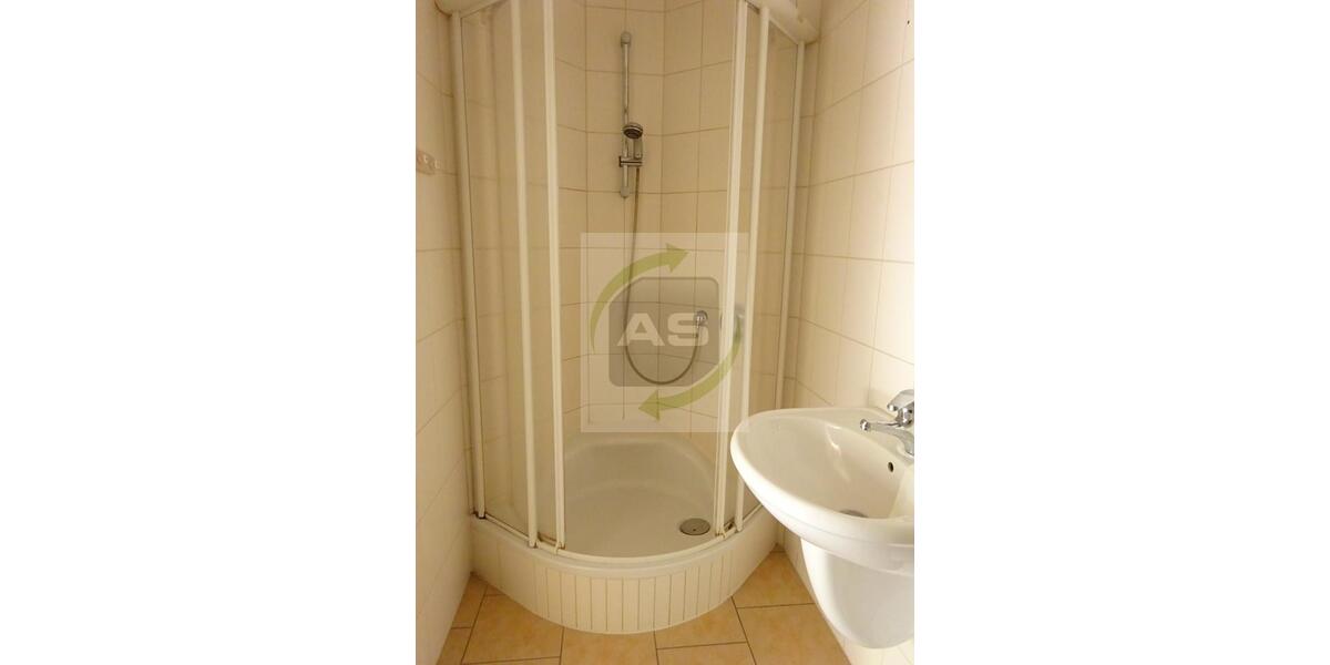 Etagenwohnung Zwickau - 5 Zimmer, 130 m&sup2;, 1.150&euro; | Angebot:26624039