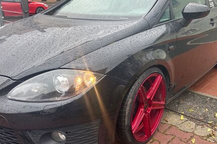 Seat Leon 222.000 km 7.500 &euro; zwickau 08064