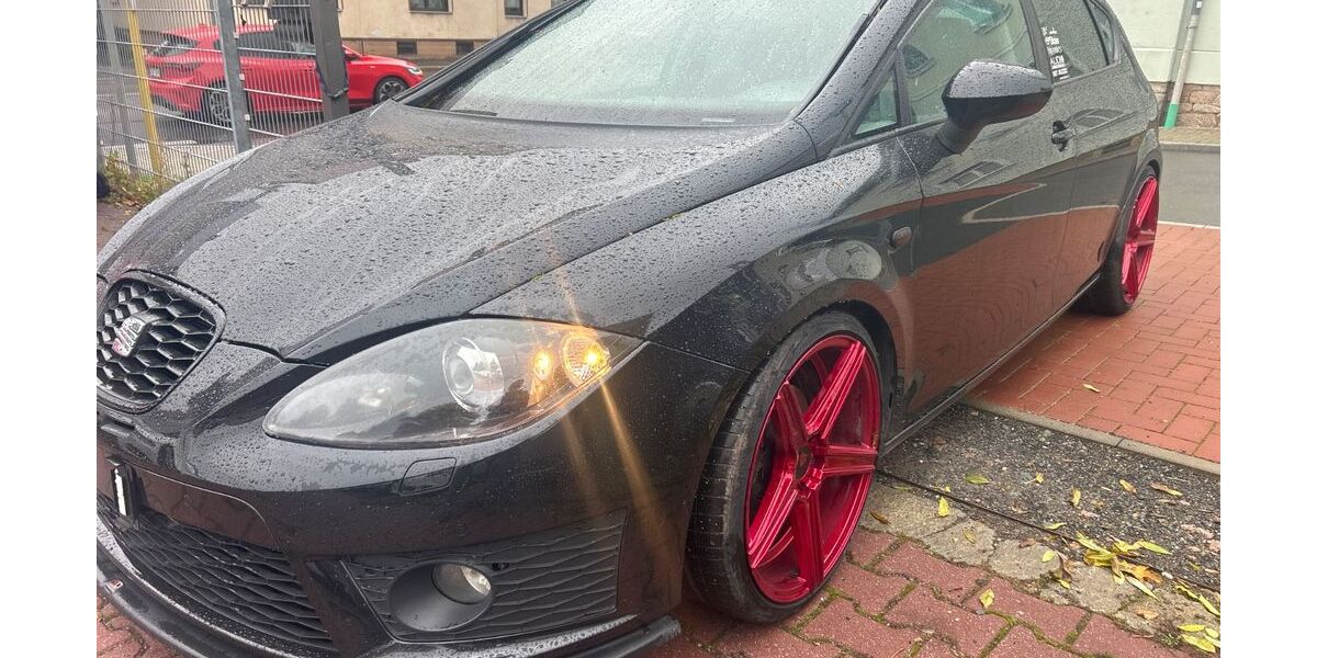 Seat Leon 222.000 km 7.500 &euro; zwickau 08064